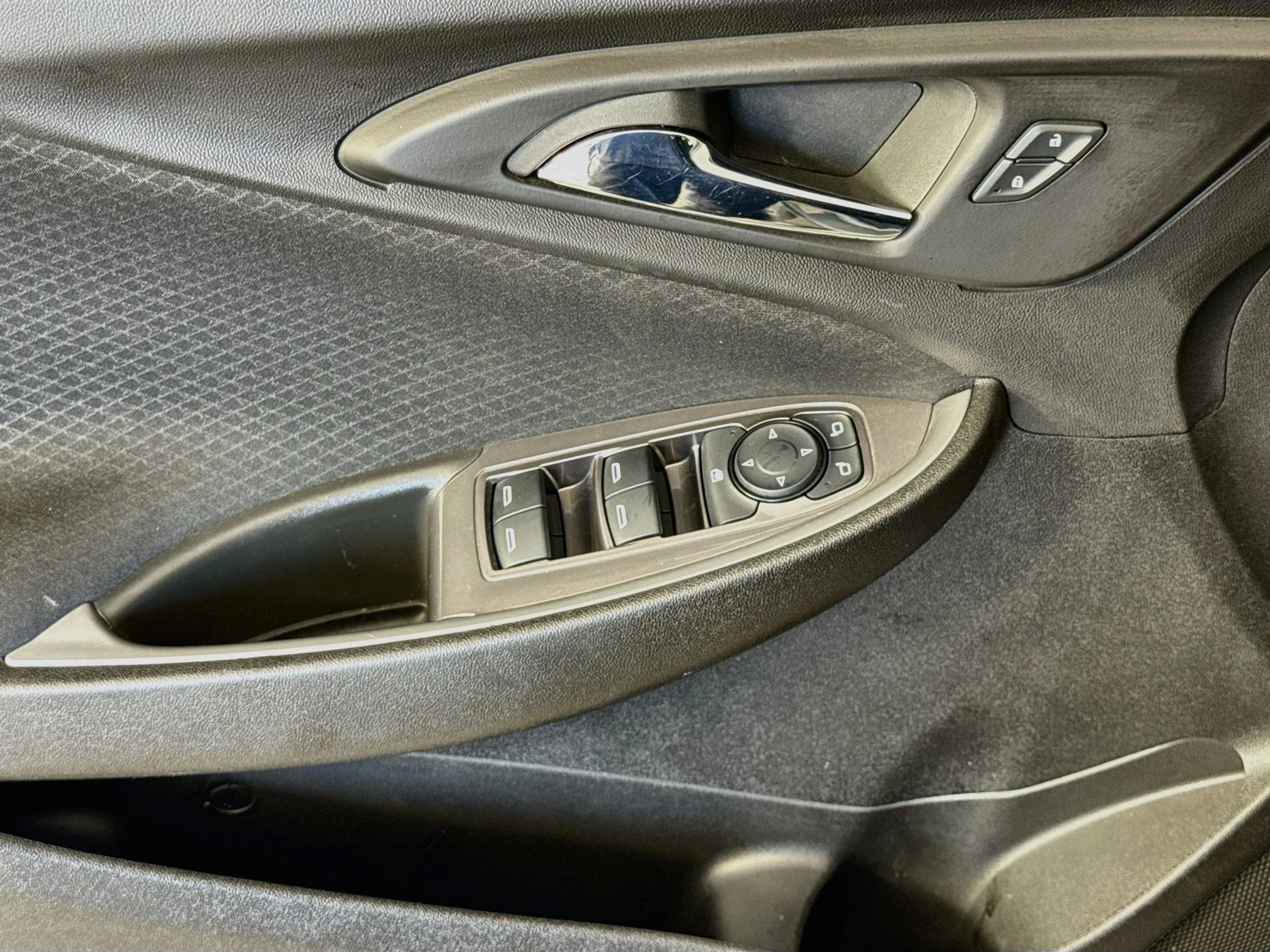 Used 2025 Sterling Gray Metallic Chevrolet LS image 20