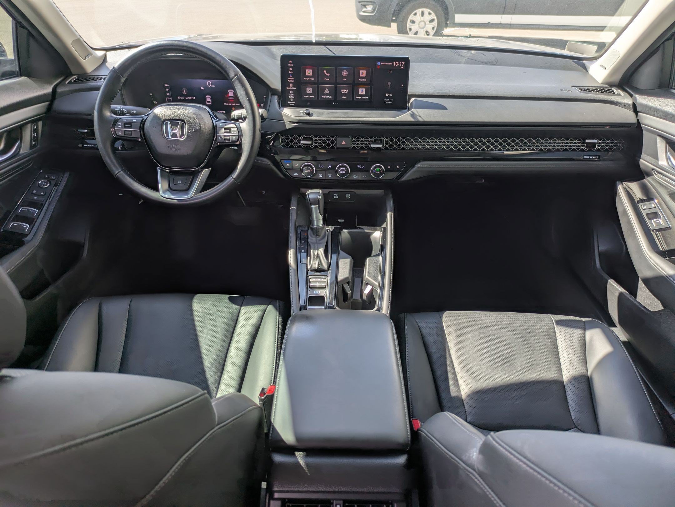 2025 Honda Accord Hybrid Touring - Photo 31