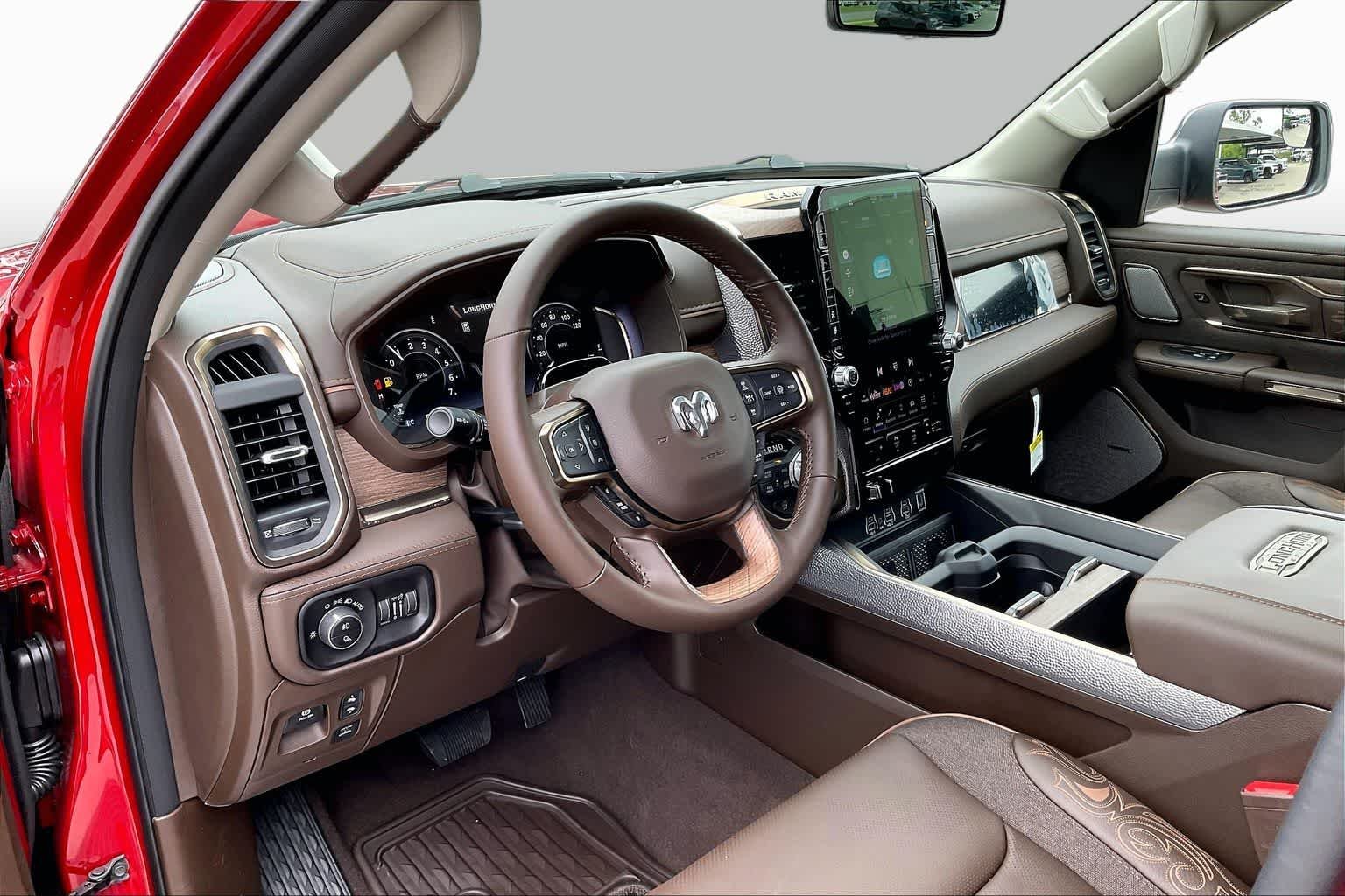 New 2026 Molten Red Pearl-Coat Exterior Paint RAM Longhorn image 8