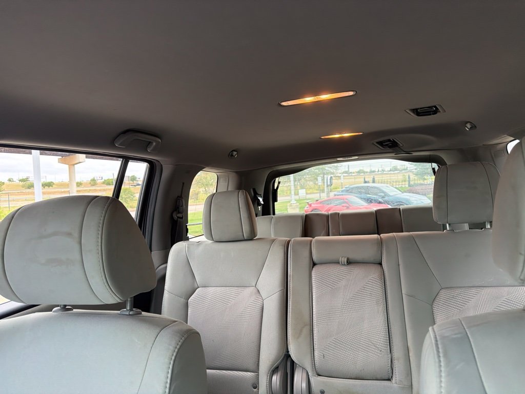 Used 2015  Honda LX image 14