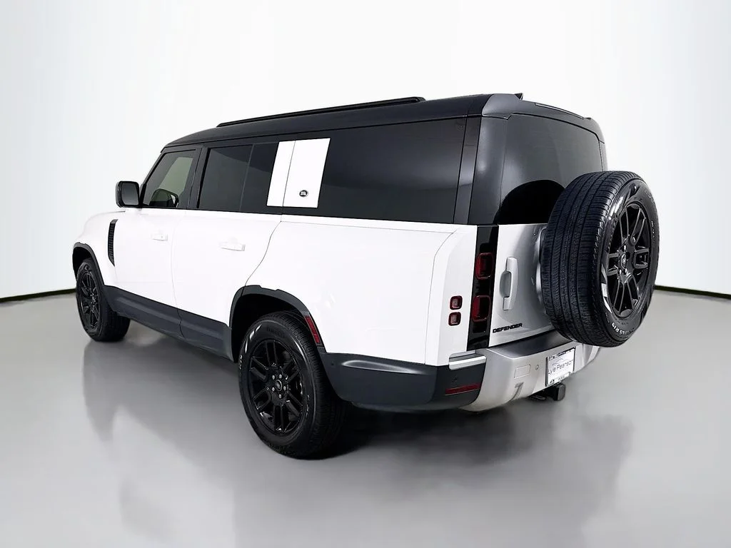 Certified Used 2024 Fuji White Land Rover S image 3