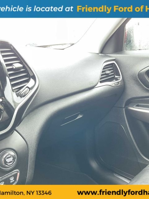 Used 2021 Red Jeep Limited image 38