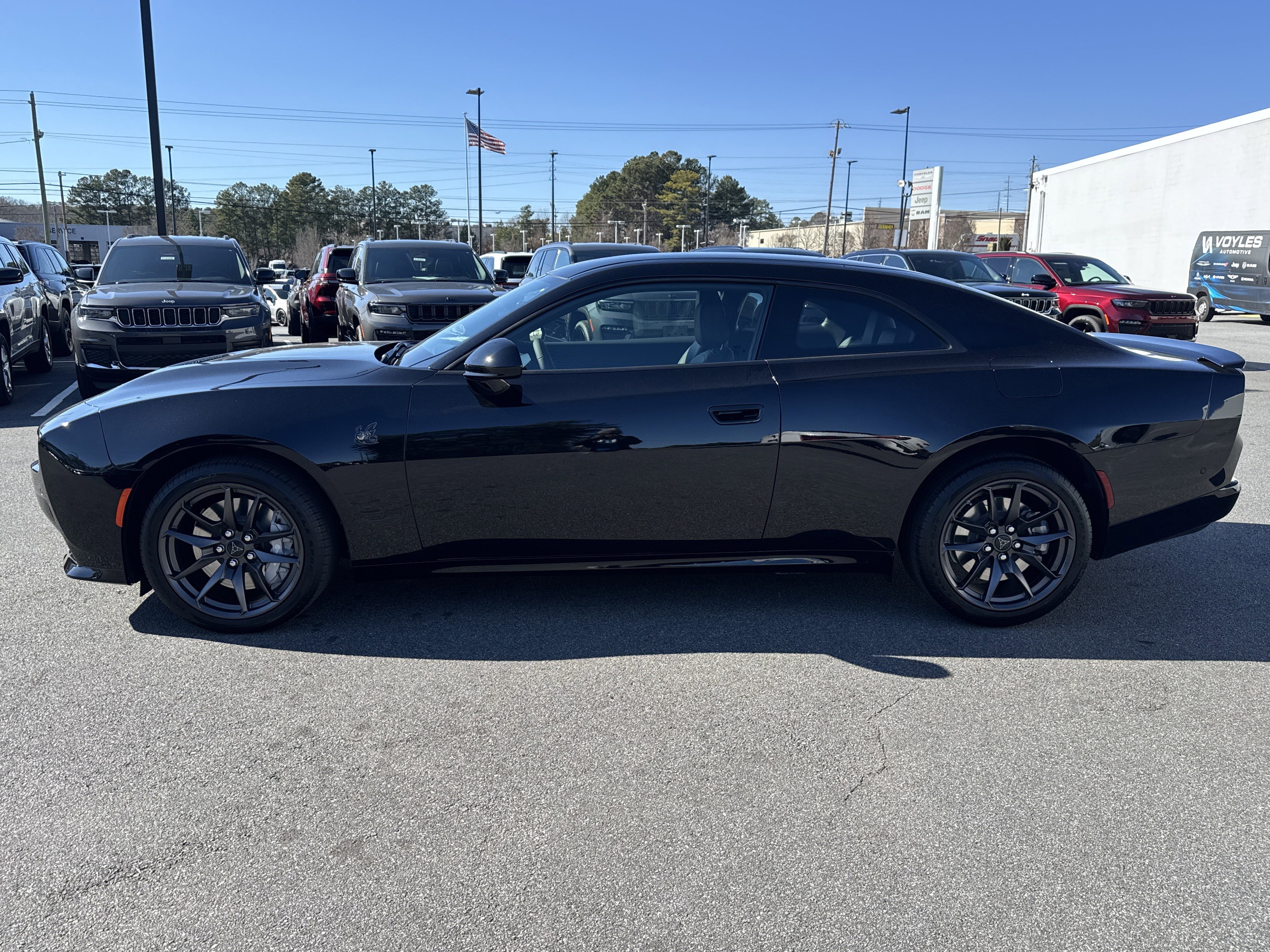 New 2026 Diamond Black Crystal Pearlcoat Dodge Scat Pack image 7