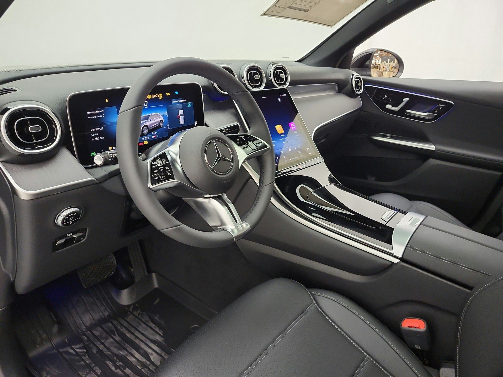 New 2026 Black Mercedes-Benz GLC 300 4MATIC® SUV image 10