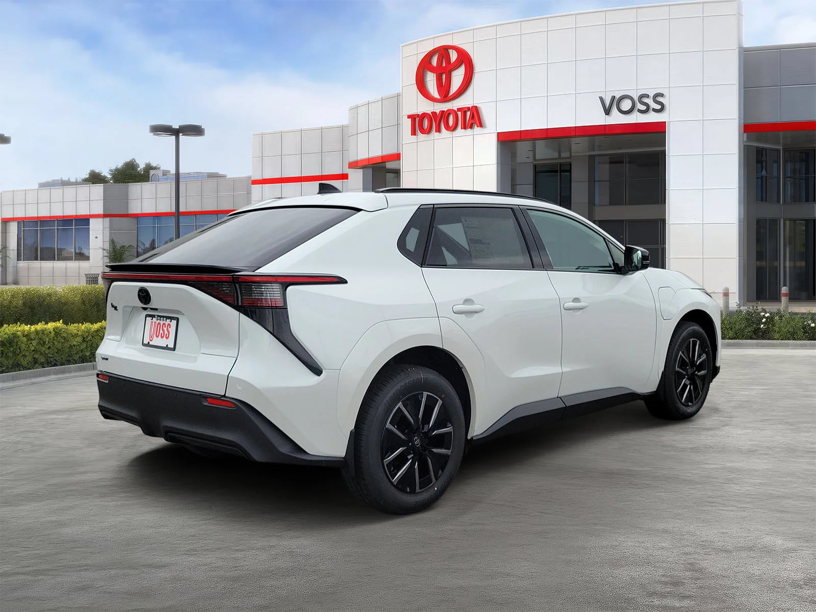 New 2026 Wind Chill Pearl Toyota XLE Plus image 4