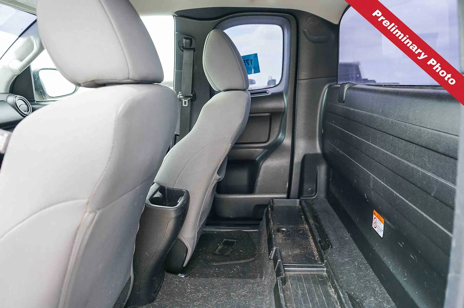 Used 2018 Super White Toyota SR image 12