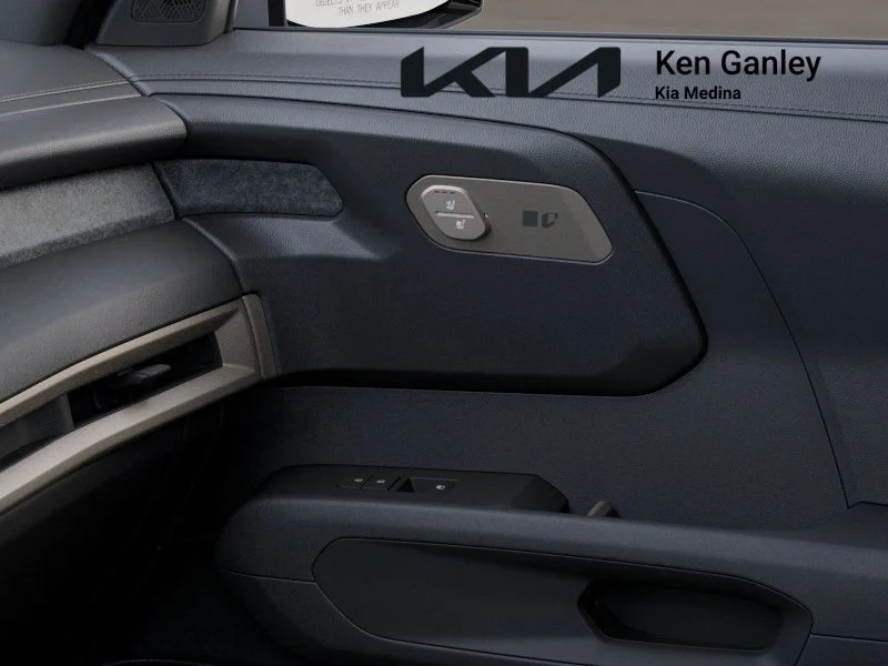 New 2027 Glacial White Pearl Kia S image 25