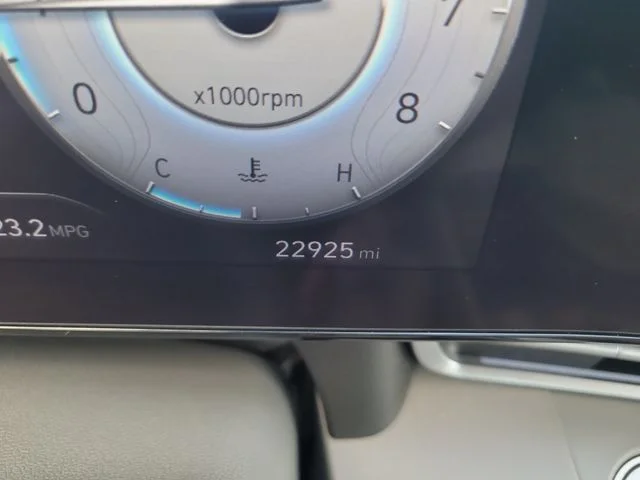 Used 2025  Hyundai SEL Convenience image 30