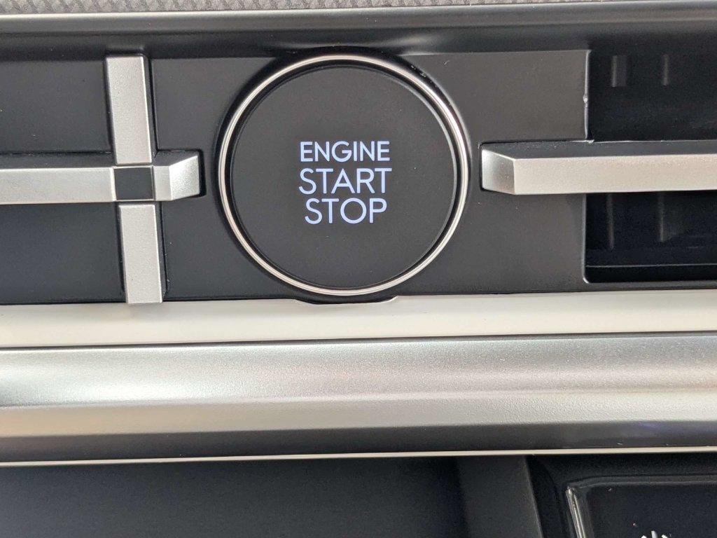 New 2027 Gray Hyundai SEL image 31