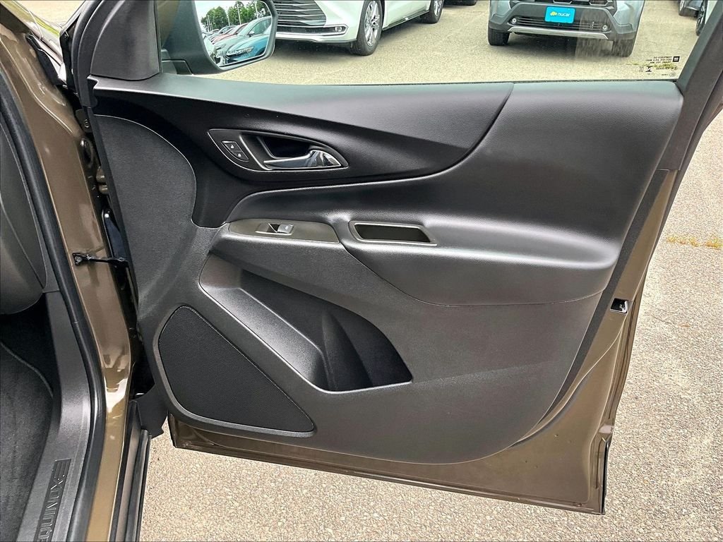 Used 2023 Brown Chevrolet LT image 12