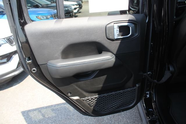 Used 2023 Black Jeep Rubicon 4xe image 22