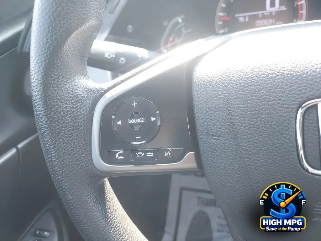 Used 2018 White Honda LX image 24