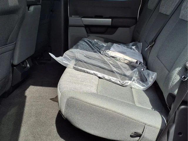 2026 Ford F-250 Super Duty XLT - Photo 8