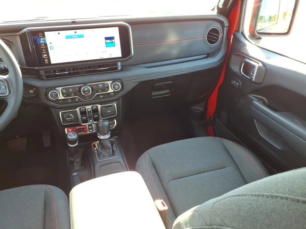 Used 2025 Red Jeep Rubicon image 12