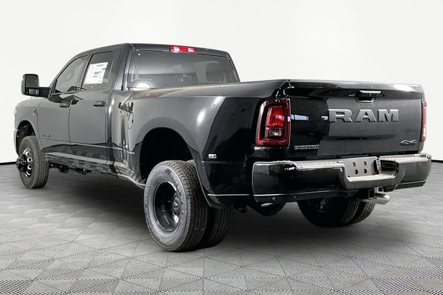 New 2026 Diamond Black Crystal Pearl-Coat Exterior Paint RAM Big Horn image 4