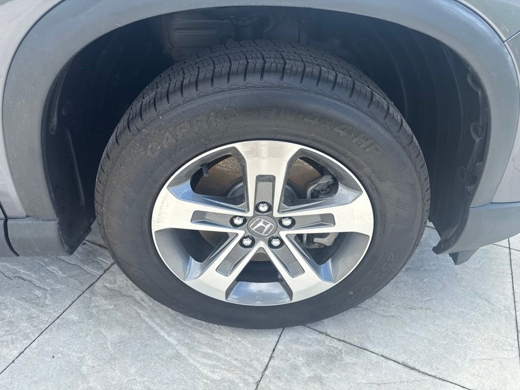 Used 2025 Gray Honda EX-L image 12