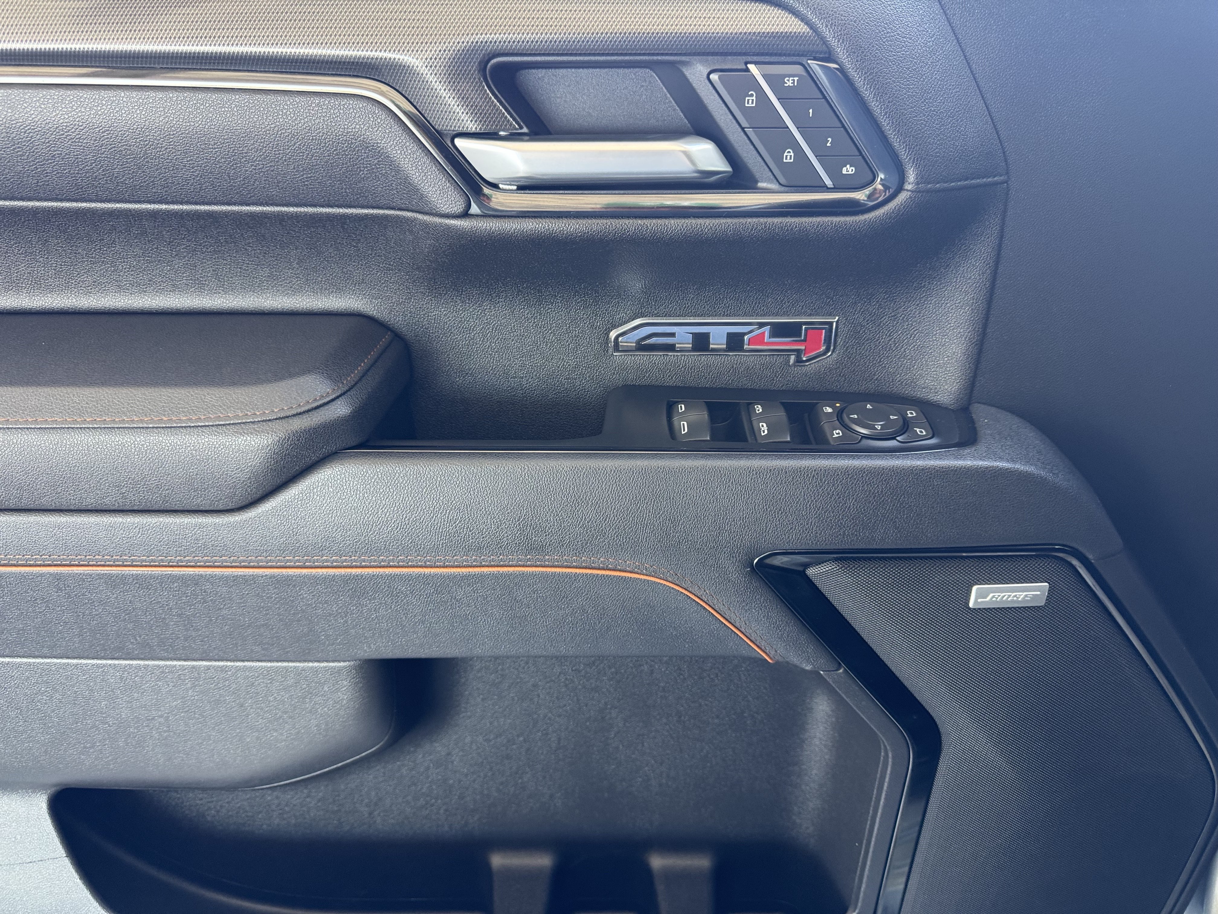 2025 GMC Sierra 1500 AT4 - Photo 10