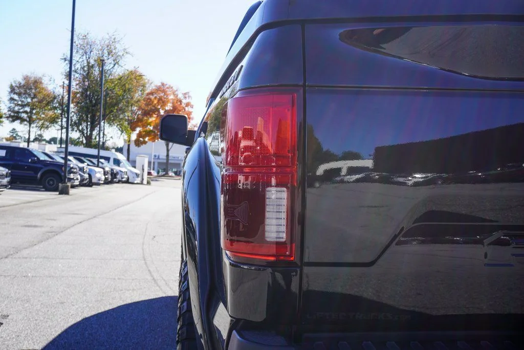 Used 2019 Black Ford Lariat image 39