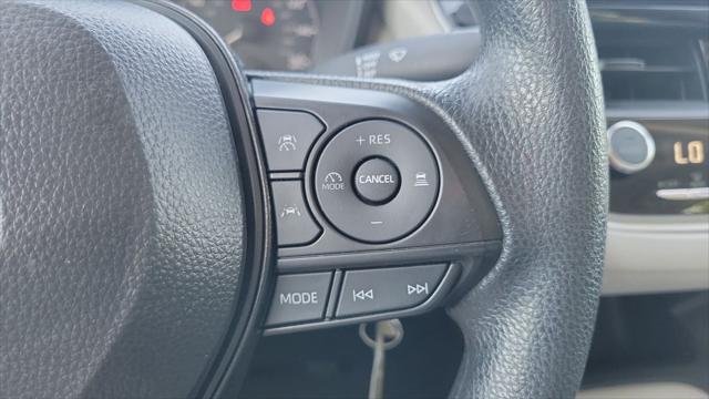 Certified Used 2024 WIND CHILL PEARL Toyota  image 20