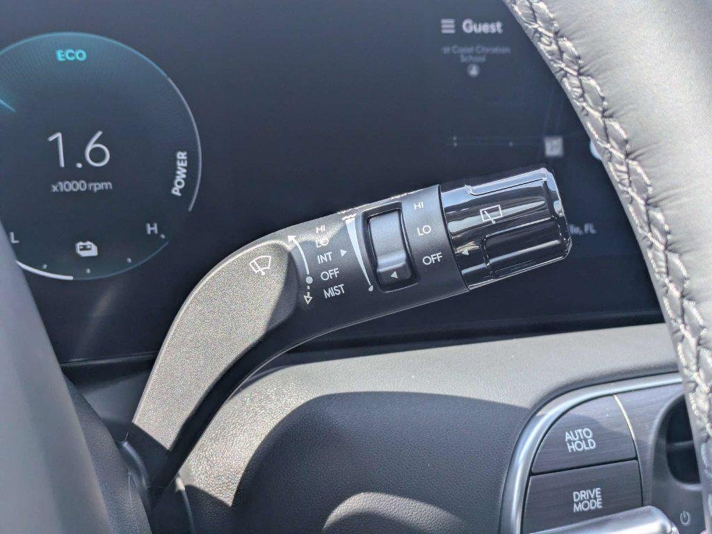 New 2026 White Hyundai Blue SEL 7P image 28