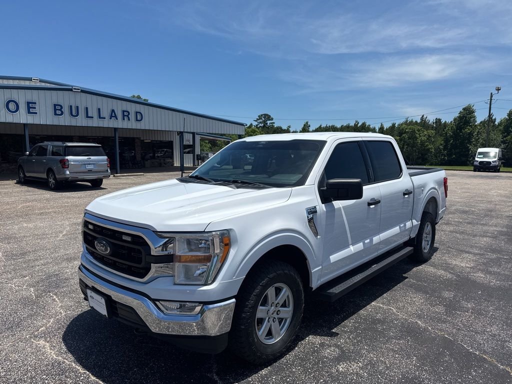 Used 2022 White Ford XLT image 17