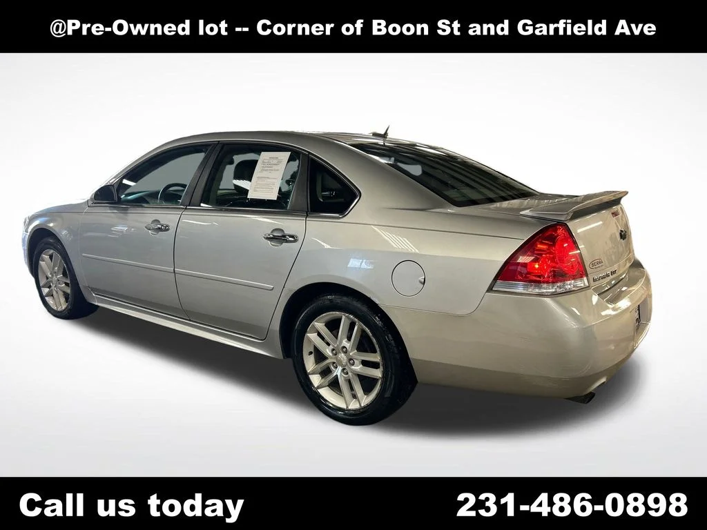 Used 2016 Silver Chevrolet LTZ image 3