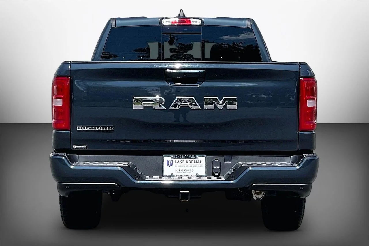 Used 2025 Blue Ram Big Horn/Lone Star image 7