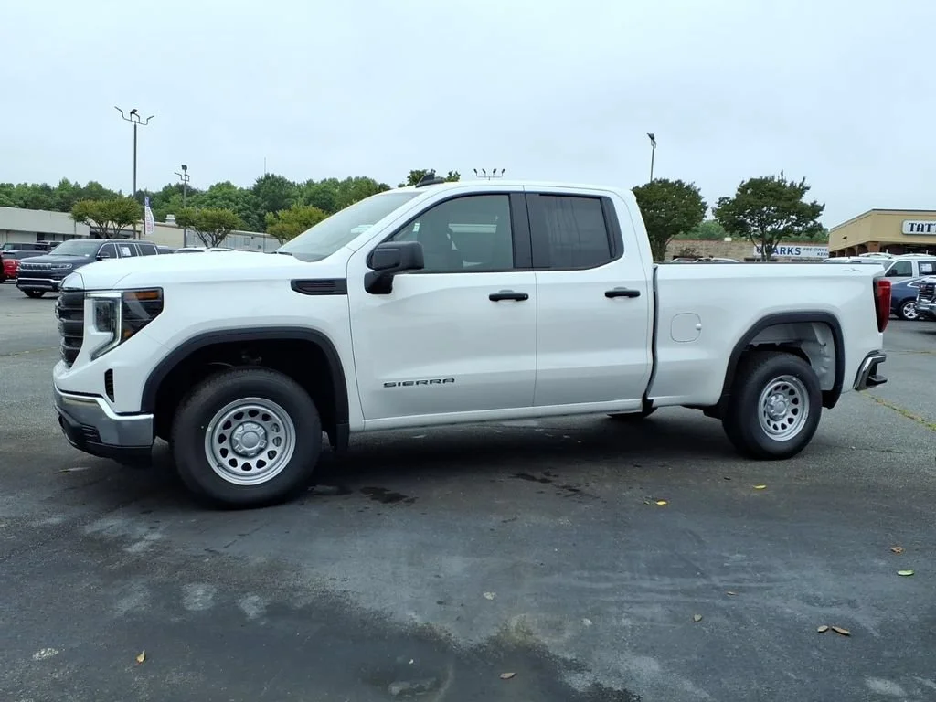 New 2026 Summit White GMC Pro image 24