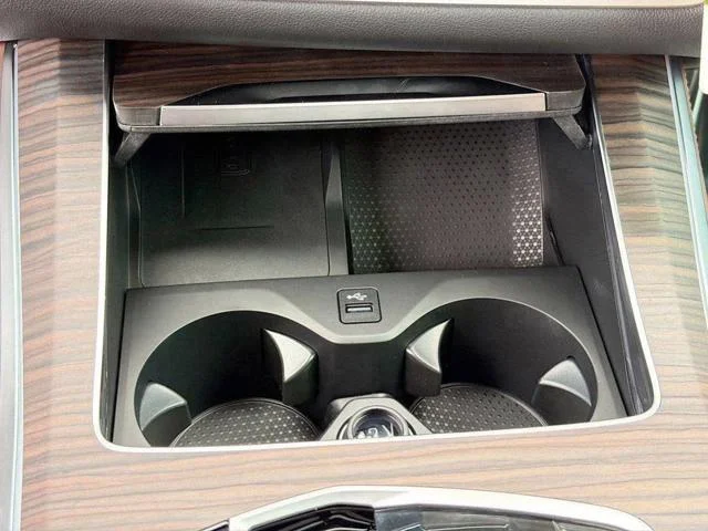 New 2026 Brooklyn Grey Metallic BMW sDrive40i image 31