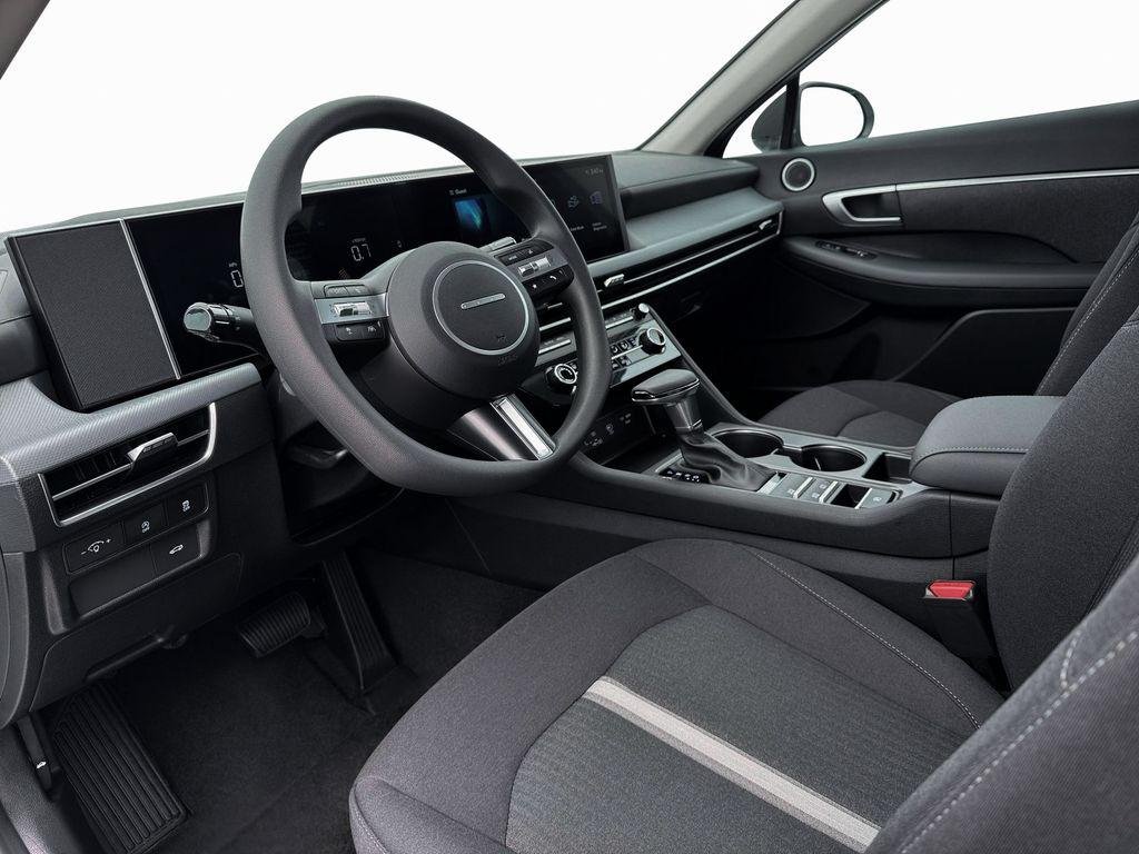 2026 Hyundai Sonata SE - Photo 14