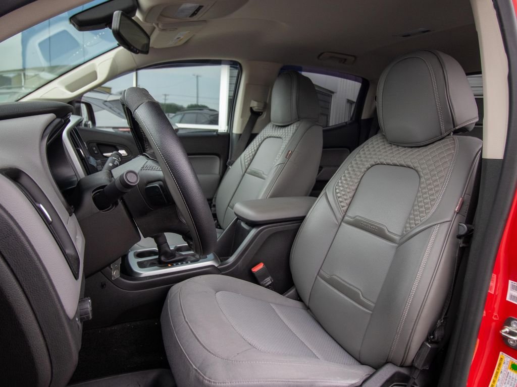 Used 2016 Red Chevrolet LT image 7