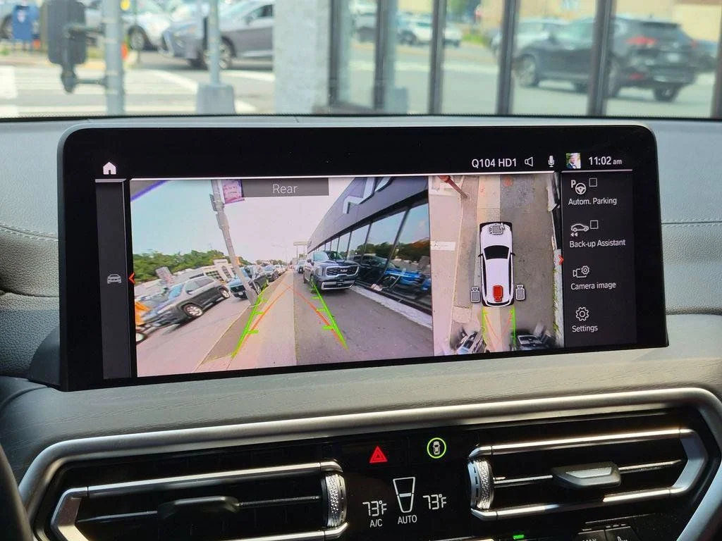 Used 2024 White BMW M40i image 23