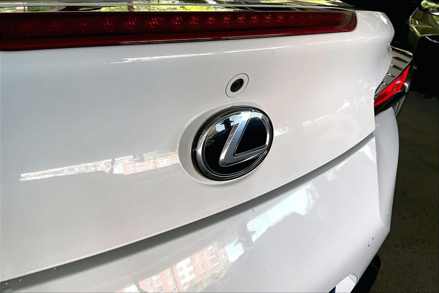 Used 2021 Ultra White Lexus  image 29