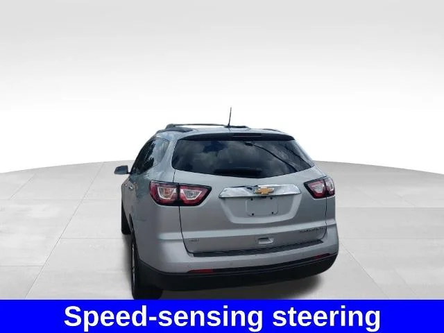 Used 2014 Silver Ice Metallic Chevrolet  image 15