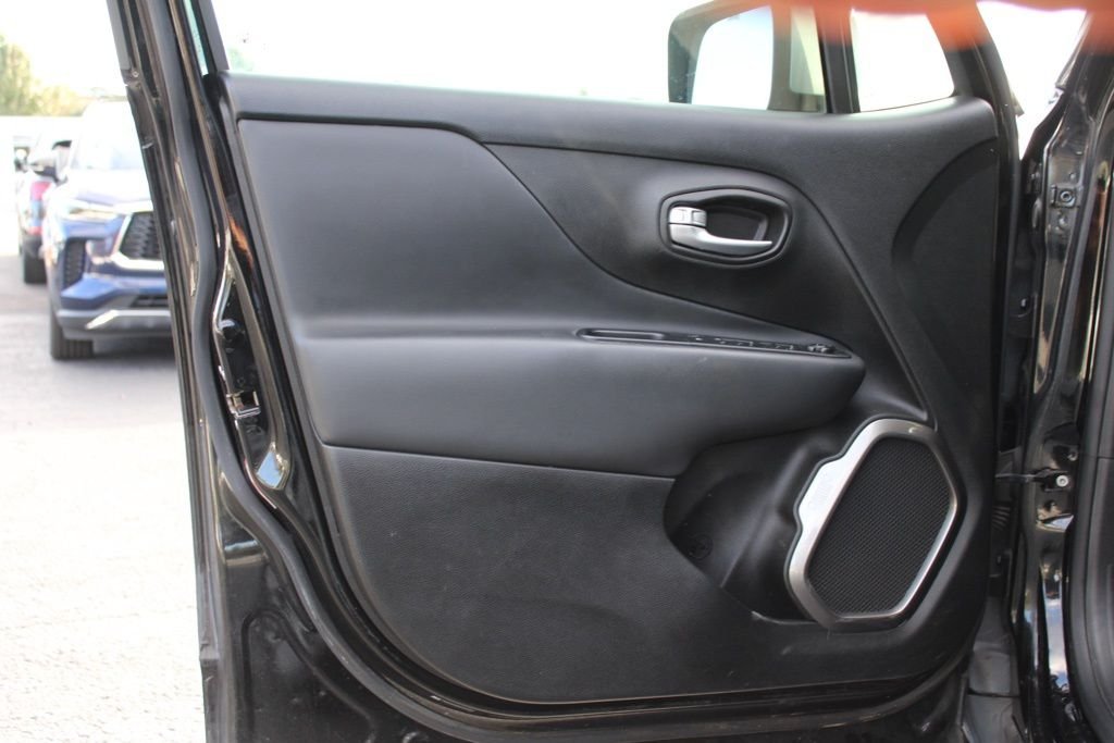 2018 Jeep Renegade Limited - Photo 15