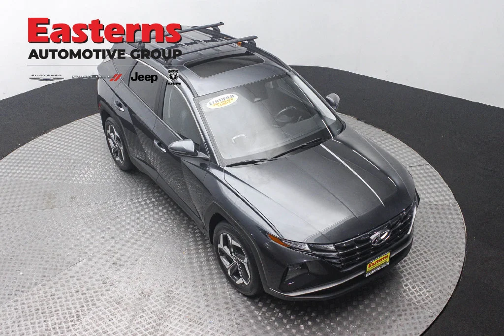 Used 2024 Gray Hyundai SEL image 5