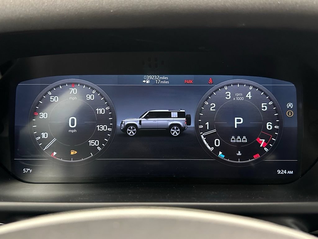 Used 2022 Tasman Blue Metallic Land Rover S image 13