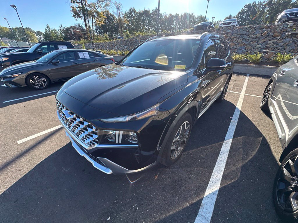 Used 2022 Black Hyundai Limited image 2