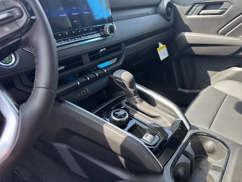 2026 Chevrolet Colorado Trail Boss - Photo 16