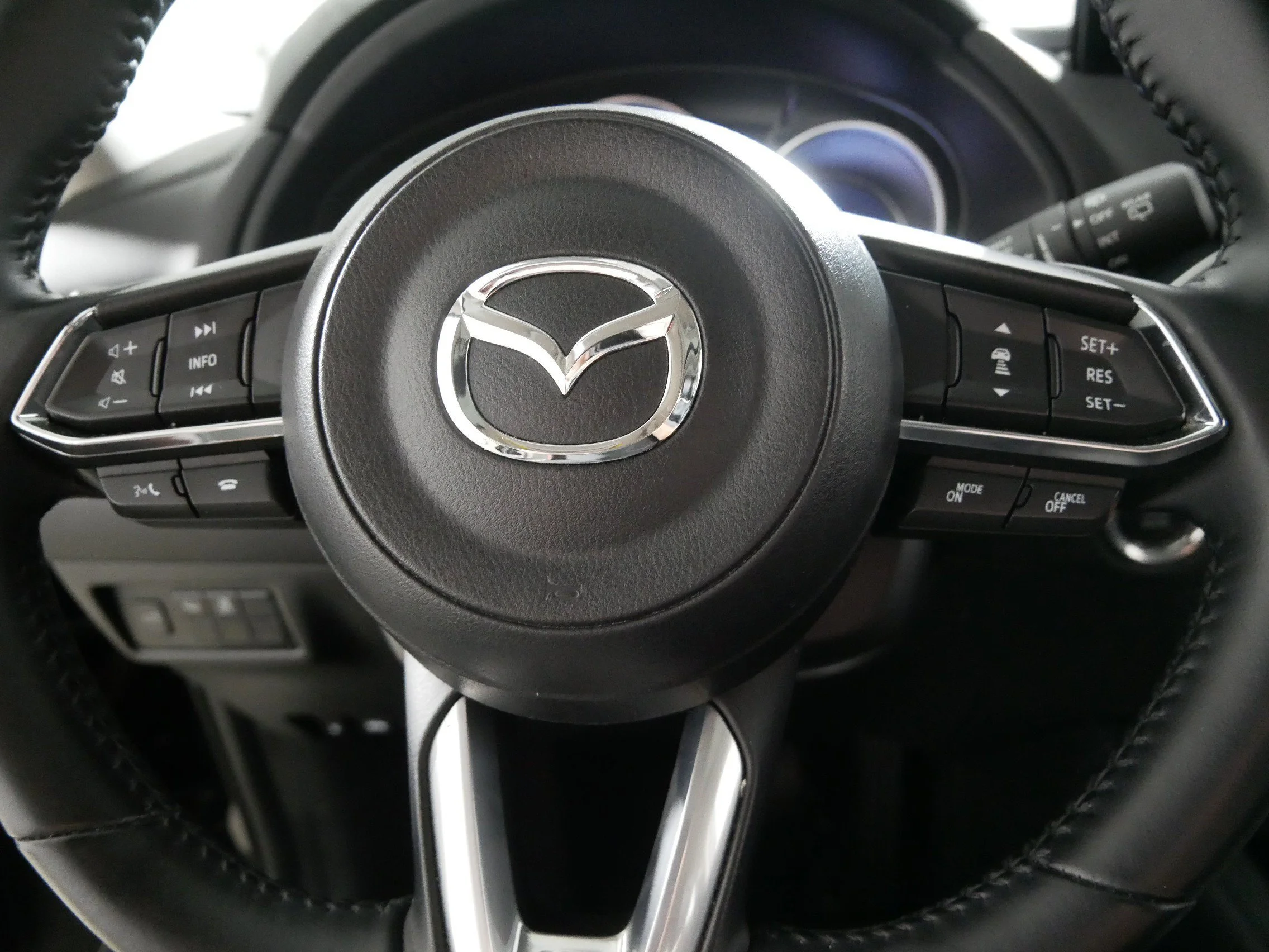 Used 2025 Jet Black Mica Mazda 2.5 S Preferred Package image 25