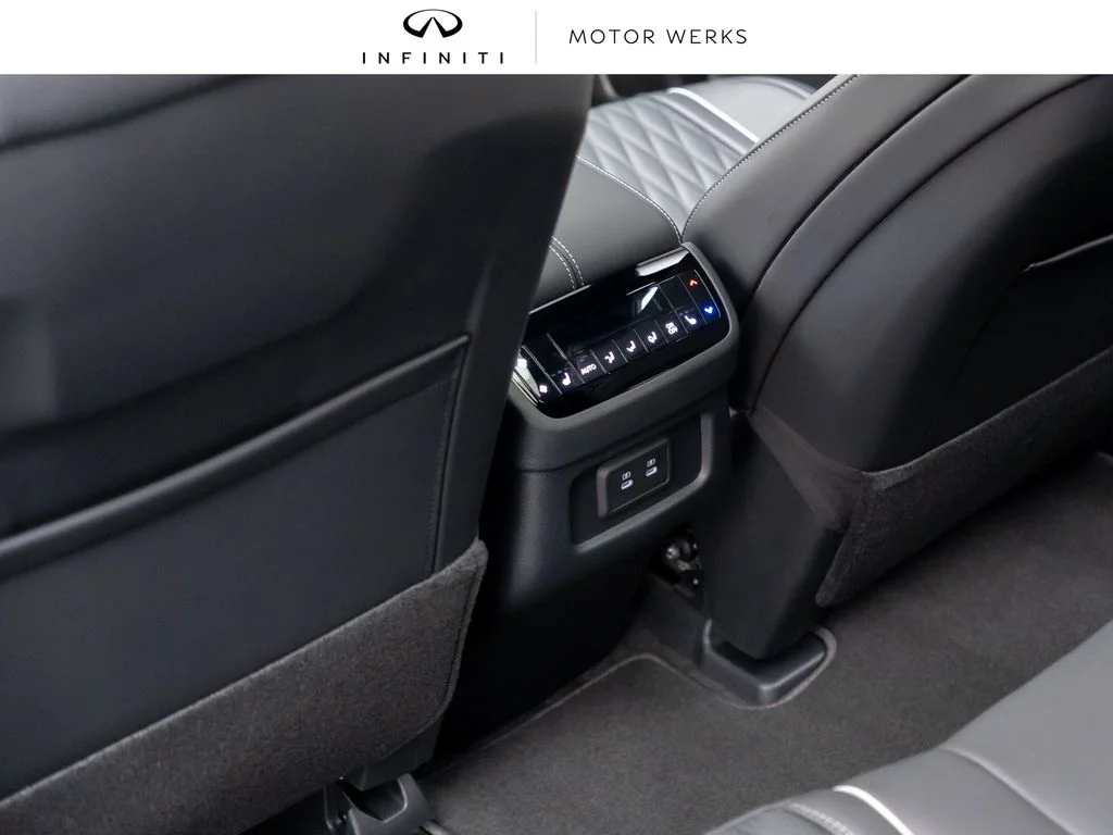 New 2027 MINERAL BLACK INFINITI Autograph AWD image 18