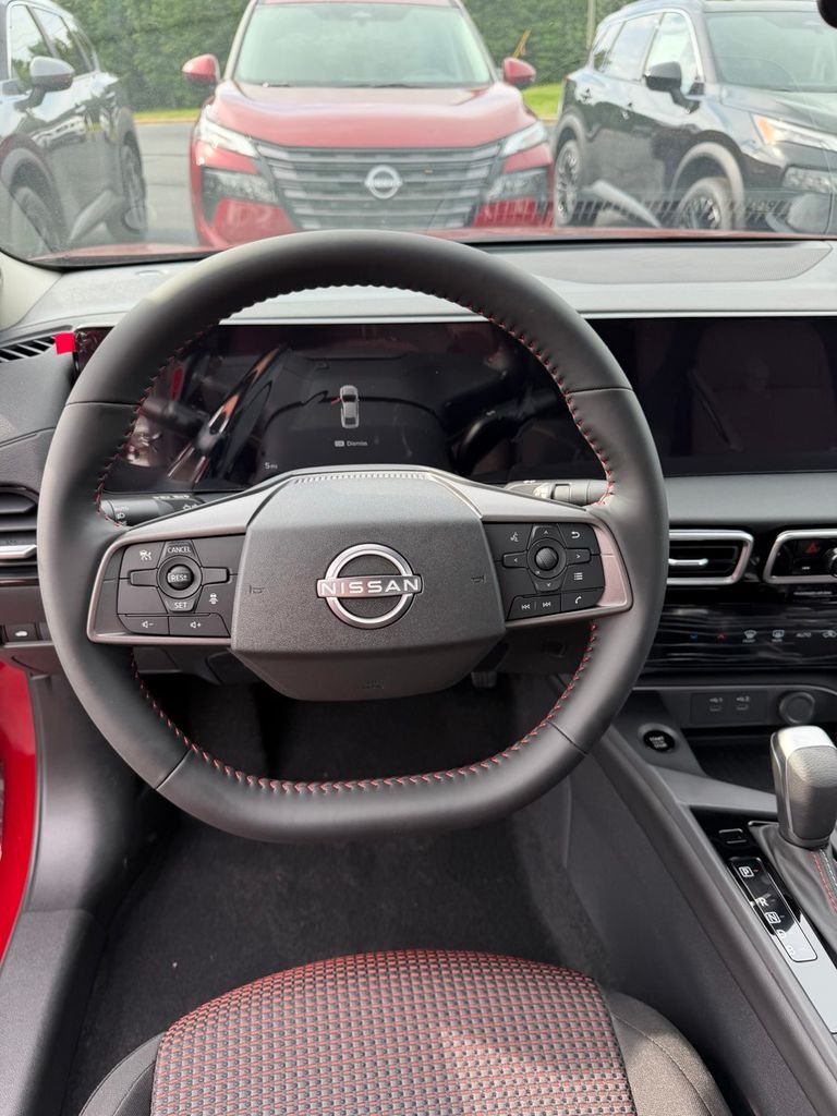 New 2026 Scarlet Ember Tintcoat Nissan SR image 12