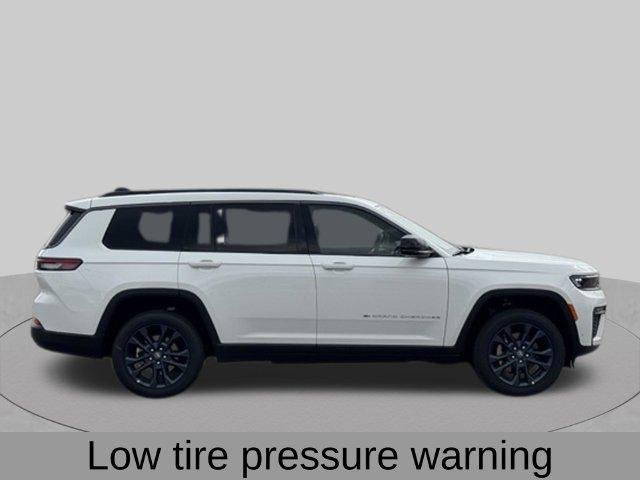 New 2026 Bright White Clear-Coat Exterior Paint Jeep 85th Anniversary Edition image 33
