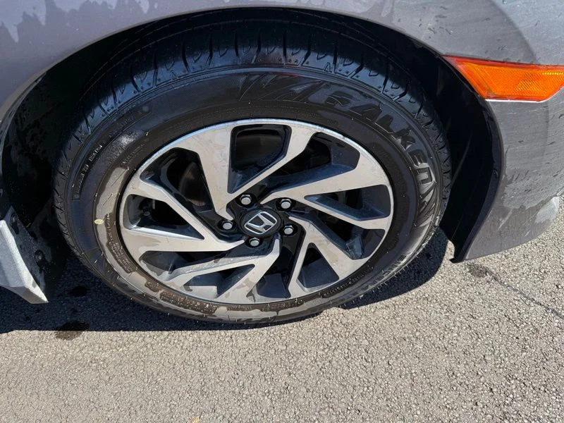 Used 2017 Gray Honda LX image 15