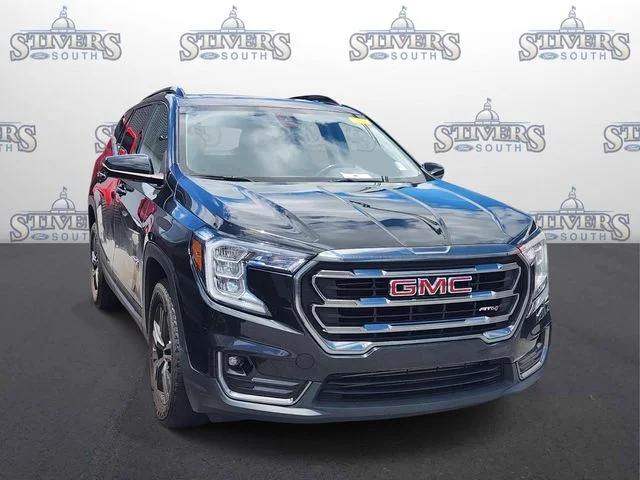 2022 GMC Terrain AT4