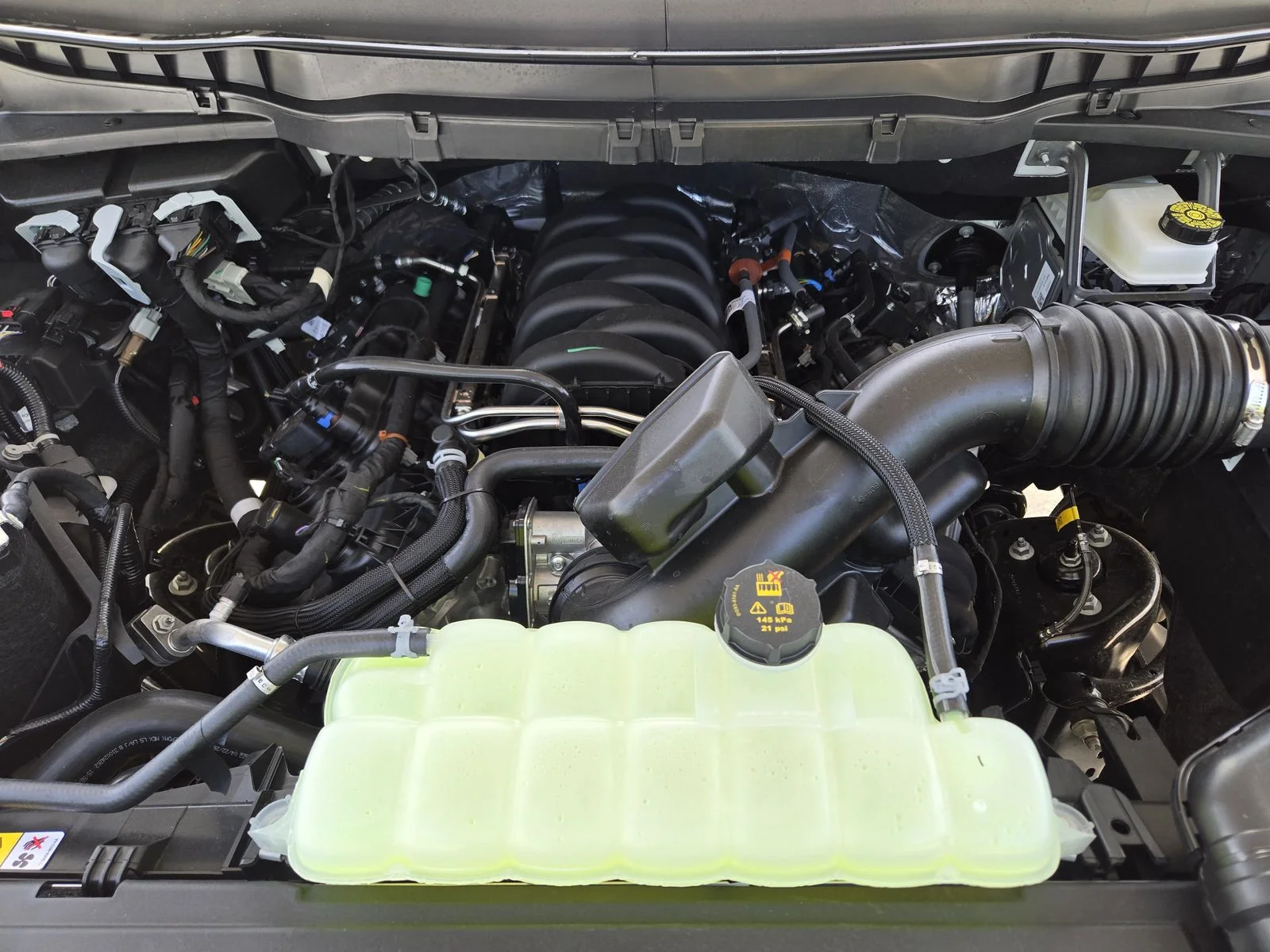 New 2026 Oxford White Ford STX® image 19