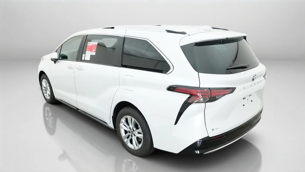 New 2026 Wind Chill Pearl Toyota Limited image 15