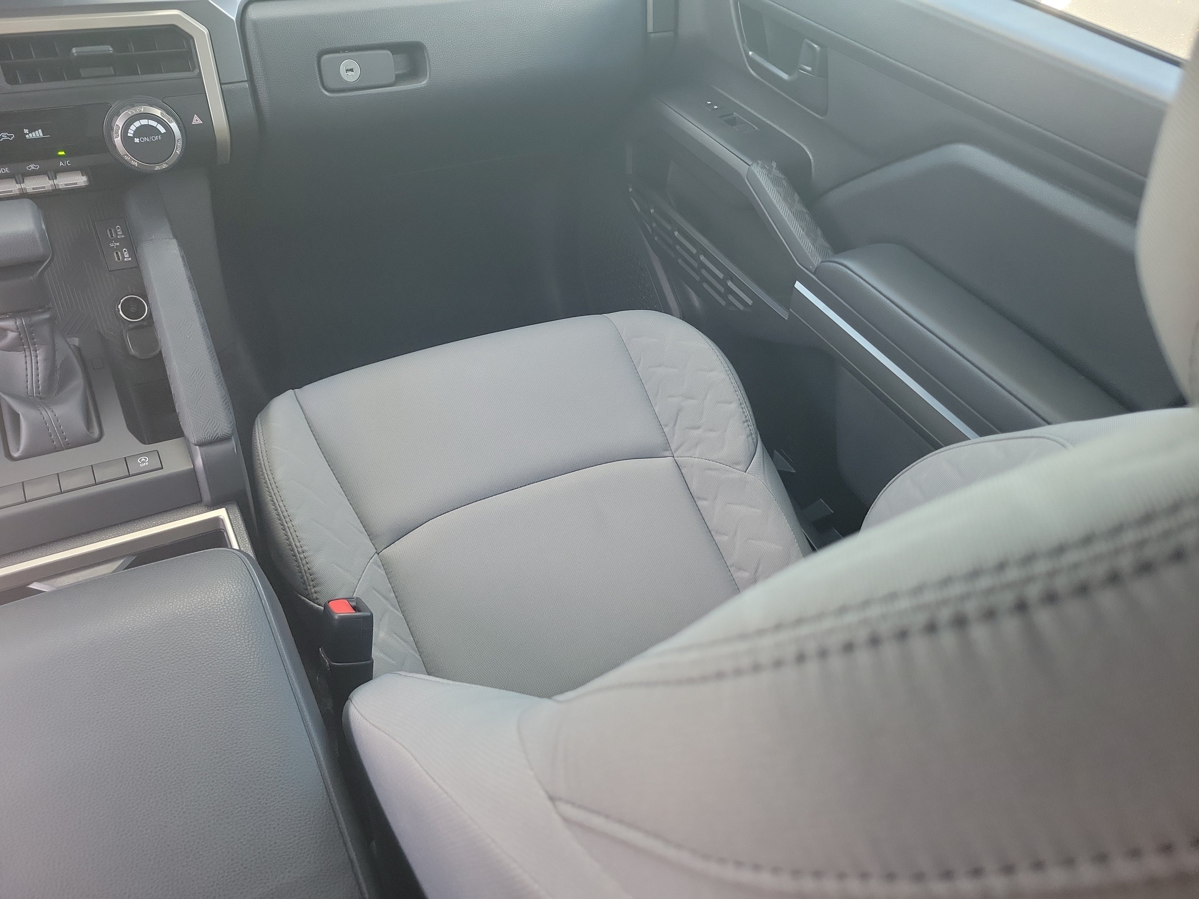Used 2025 Blue Toyota SR5 image 17