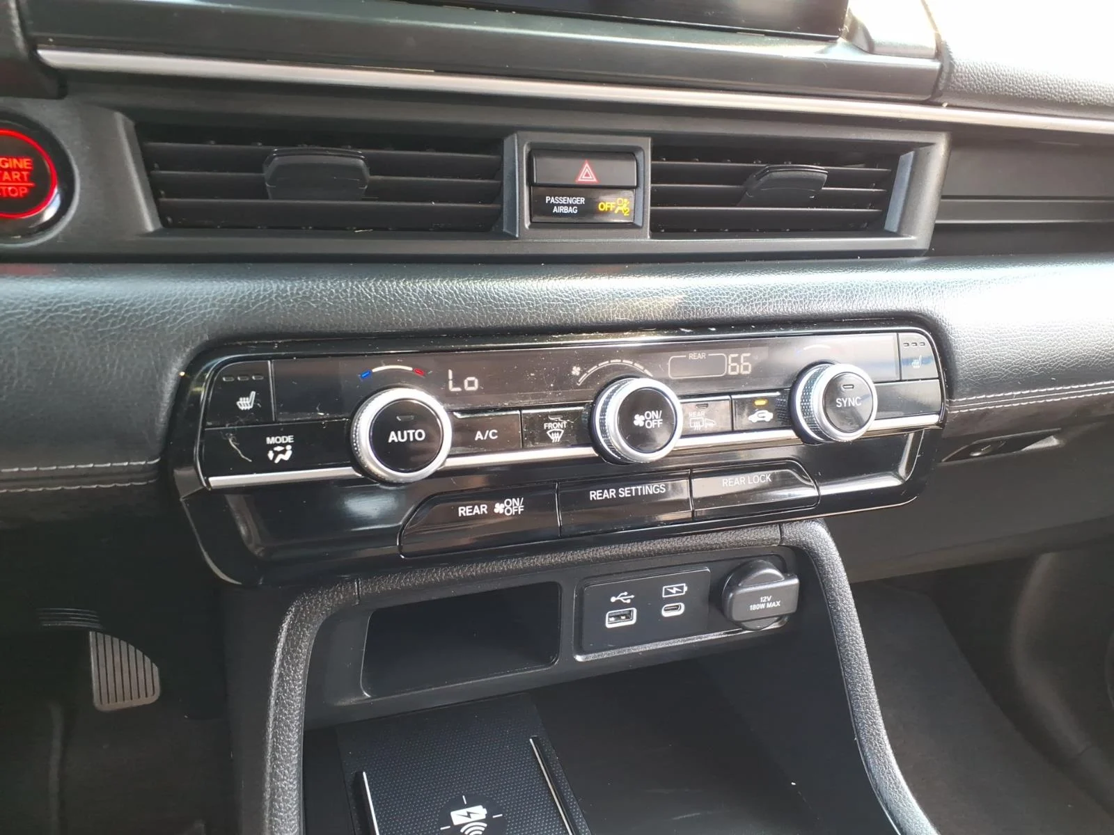 2024 Honda Pilot Touring - Photo 17