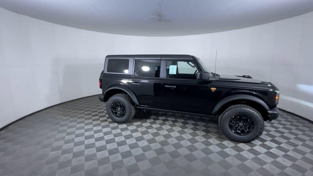 New 2026 Shadow Black Ford Badlands image 9